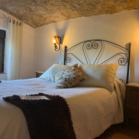 Casa Cueva "Las Calcetas" Guest House Setenil De Las Bodegas Exterior foto