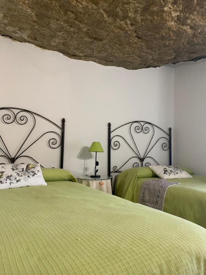 Casa Cueva "Las Calcetas" Guest House Setenil De Las Bodegas Exterior foto