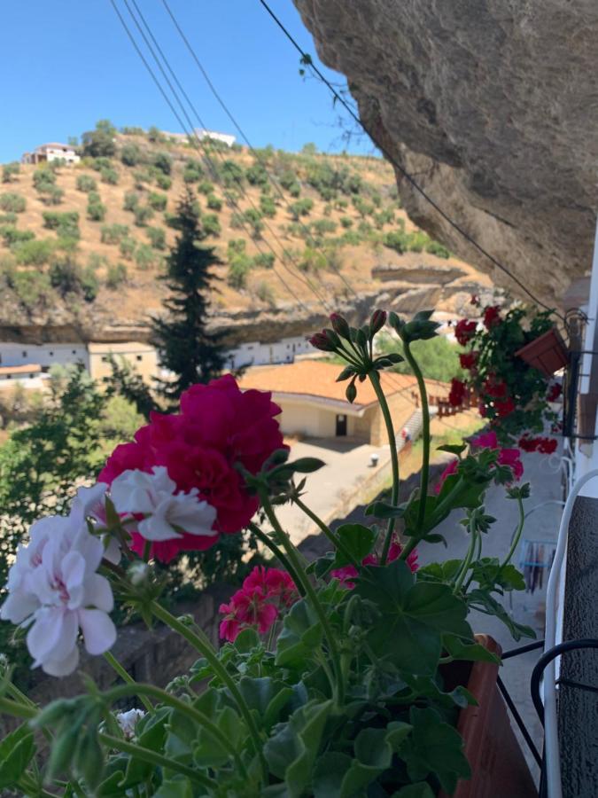 Casa Cueva "Las Calcetas" Guest House Setenil De Las Bodegas Exterior foto