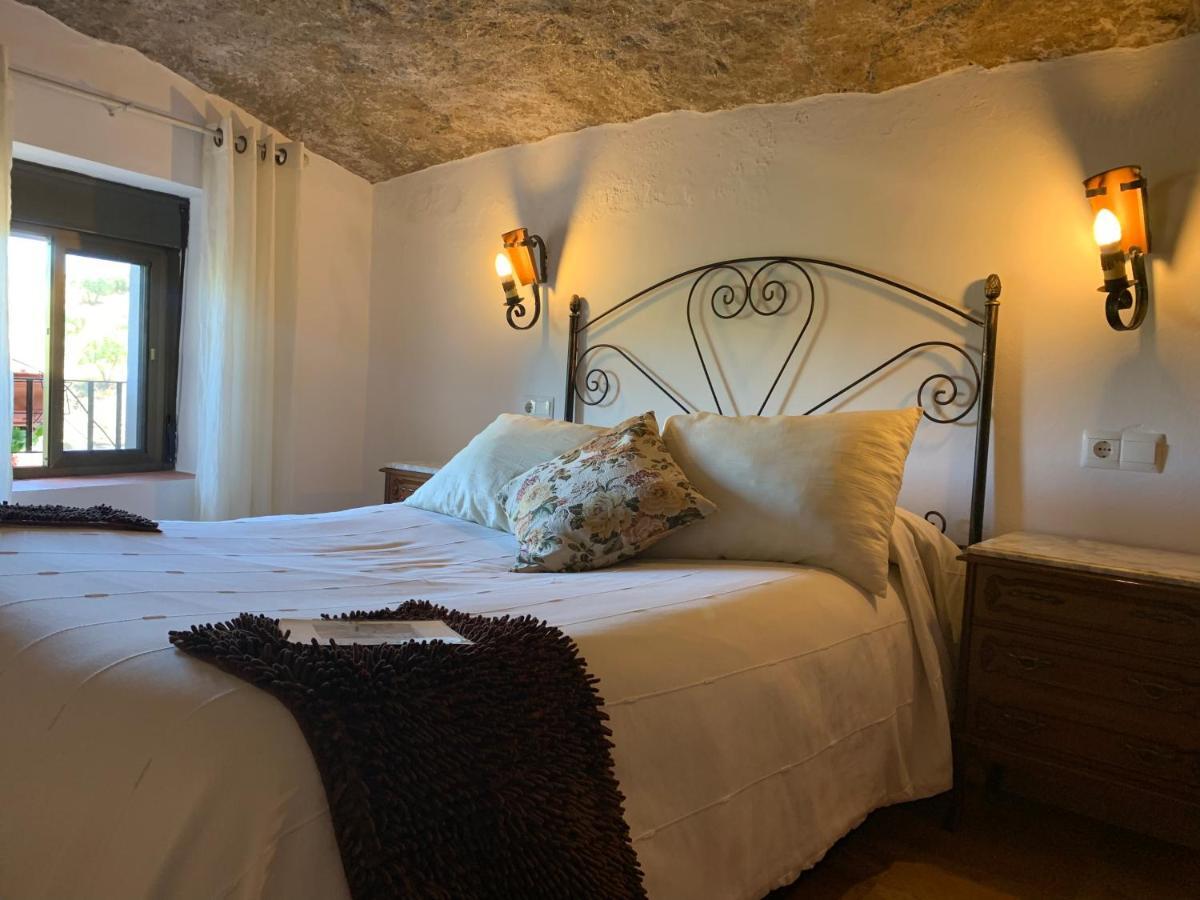 Casa Cueva "Las Calcetas" Guest House Setenil De Las Bodegas Exterior foto