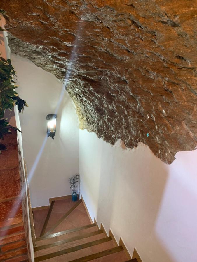 Casa Cueva "Las Calcetas" Guest House Setenil De Las Bodegas Exterior foto
