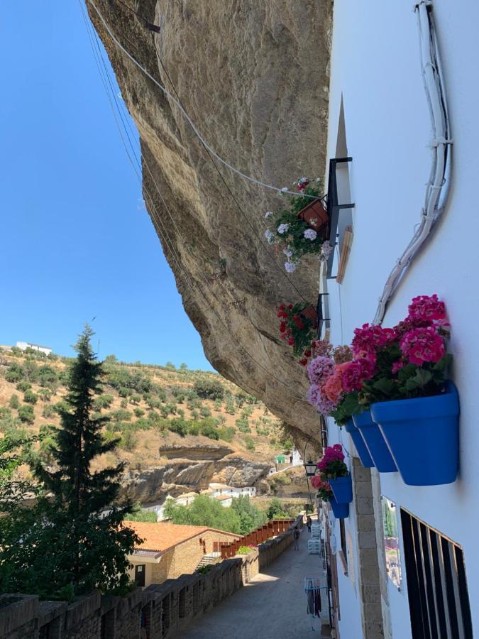 Casa Cueva "Las Calcetas" Guest House Setenil De Las Bodegas Exterior foto